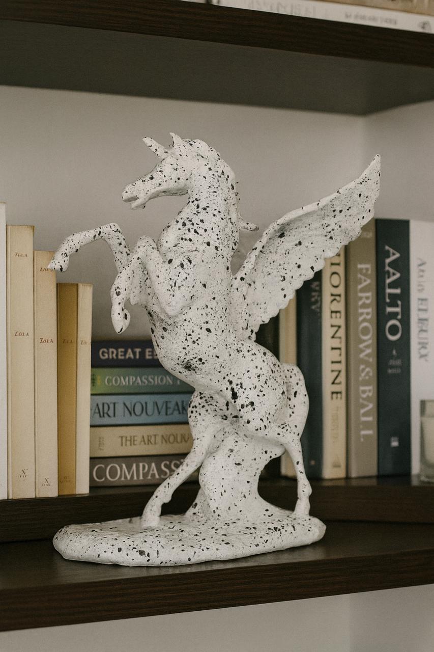 Sculpture “Pégase Marbré”