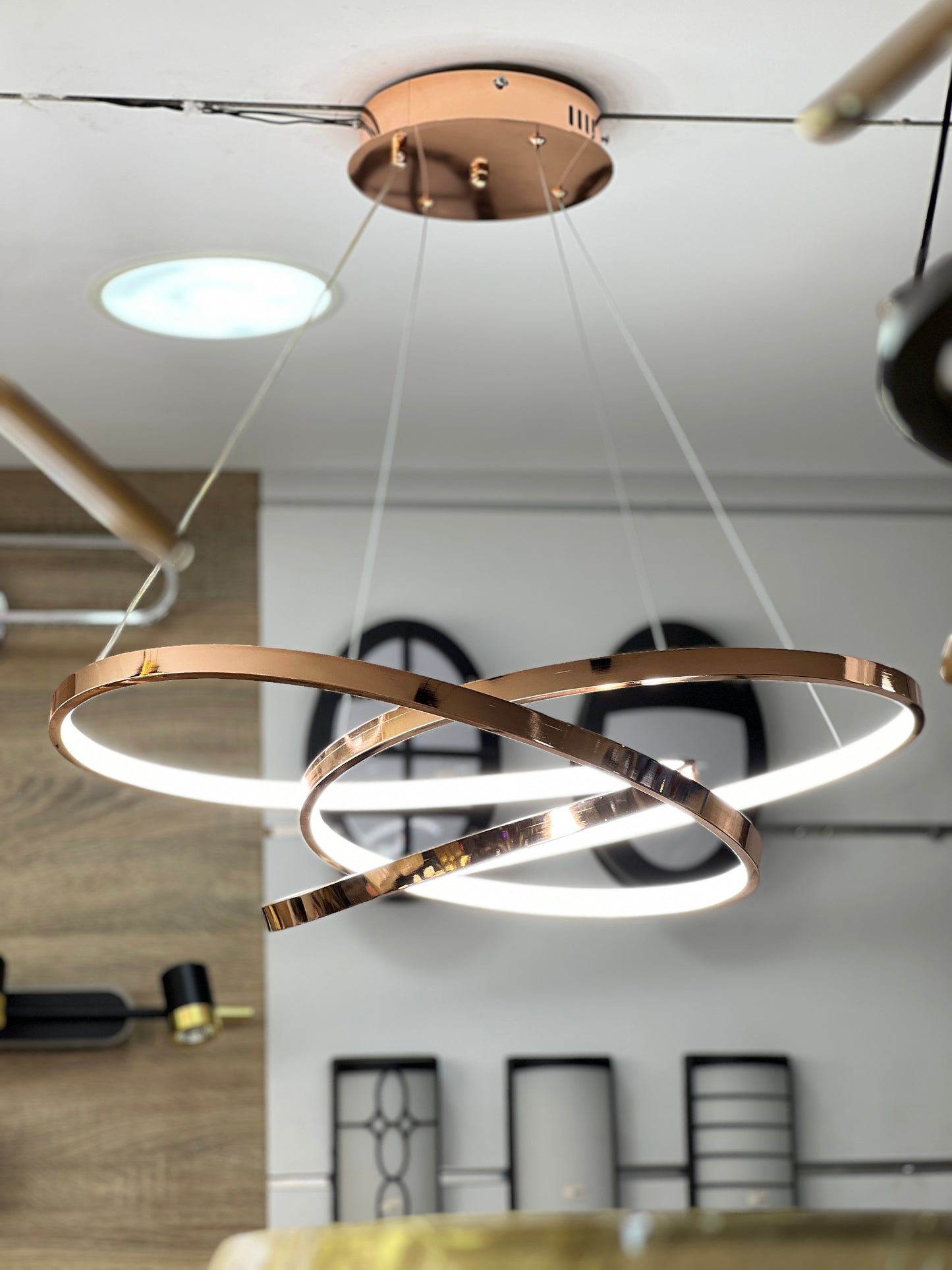 RINGO - Lustre pendentif de forme artistique LED