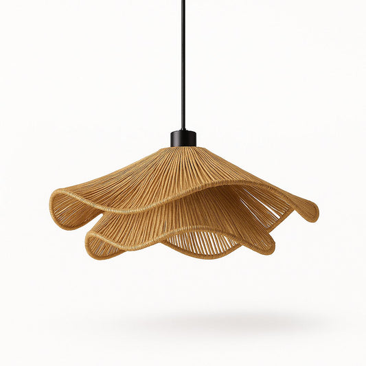 Suspension Design Fleur Ondulée en Rotin